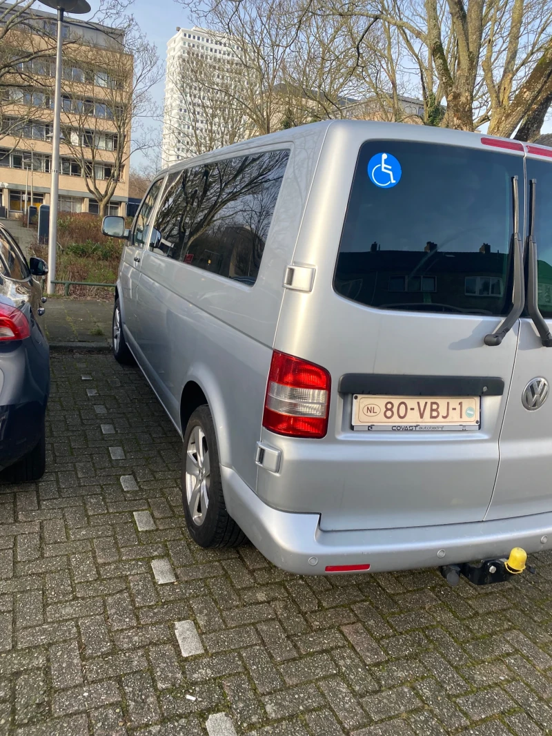 VW T5, снимка 2 - Бусове и автобуси - 48150166