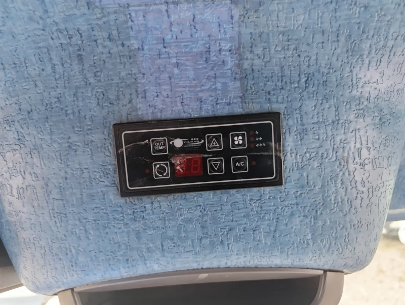 VW Crafter 2010г. КЛИМА, ПЕЧКА, снимка 8 - Бусове и автобуси - 52335704