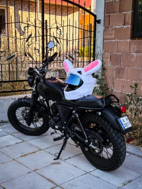 Honda Cb Archive Motorcycle Scrambler, снимка 1