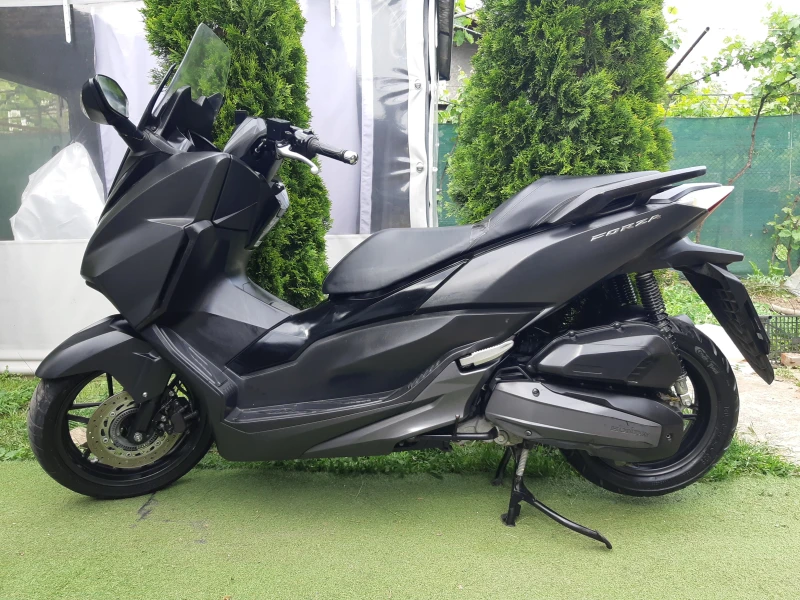 Honda Forza 125i TCS/Abs/ led, снимка 11 - Мотоциклети и мототехника - 52798841