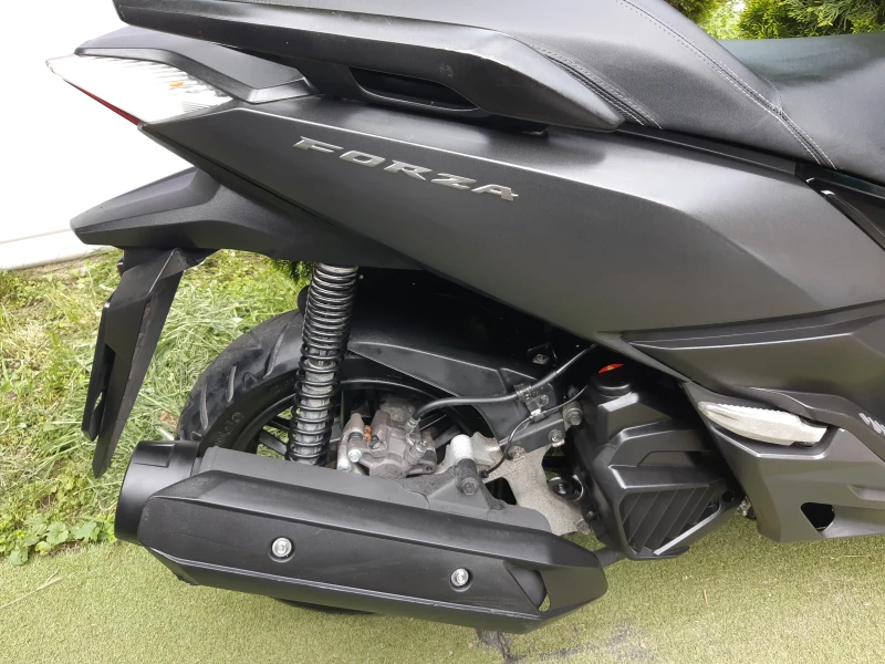 Honda Forza 125i TCS/Abs/ led, снимка 6 - Мотоциклети и мототехника - 52798841