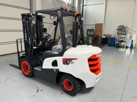 Мотокар Bobcat D35NXP, снимка 2