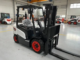 Мотокар Bobcat D35NXP, снимка 7