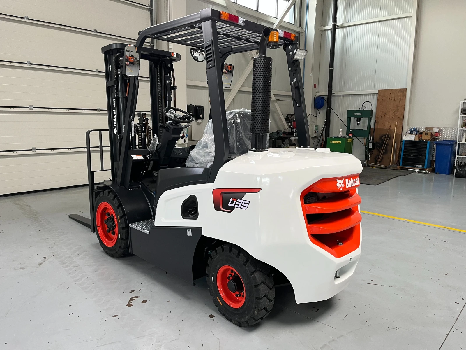  Bobcat D35NXP | Mobile.bg   3