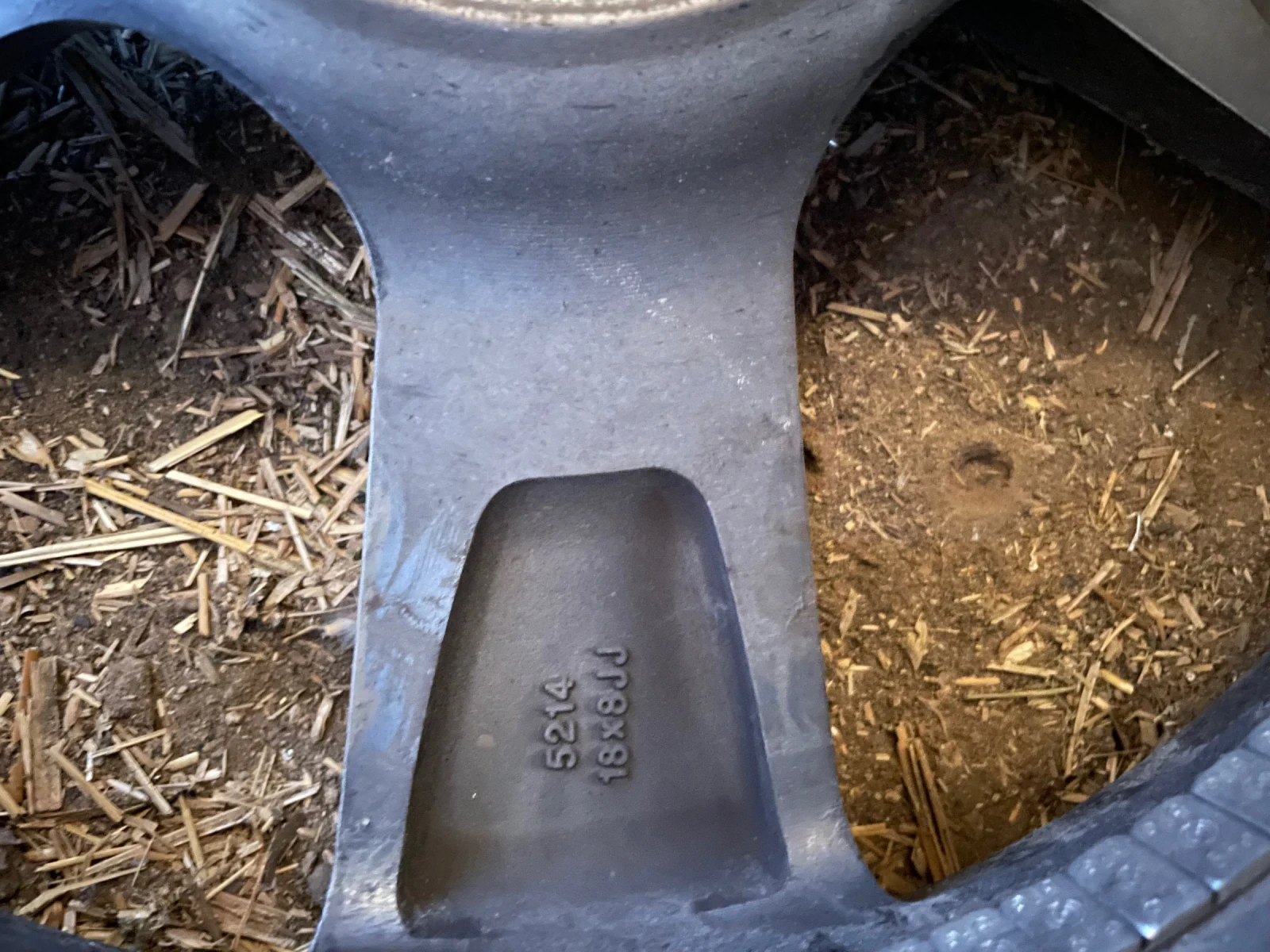 ���� � ������ 235/45R20 �� Audi | Mobile.bg � ����������� 6