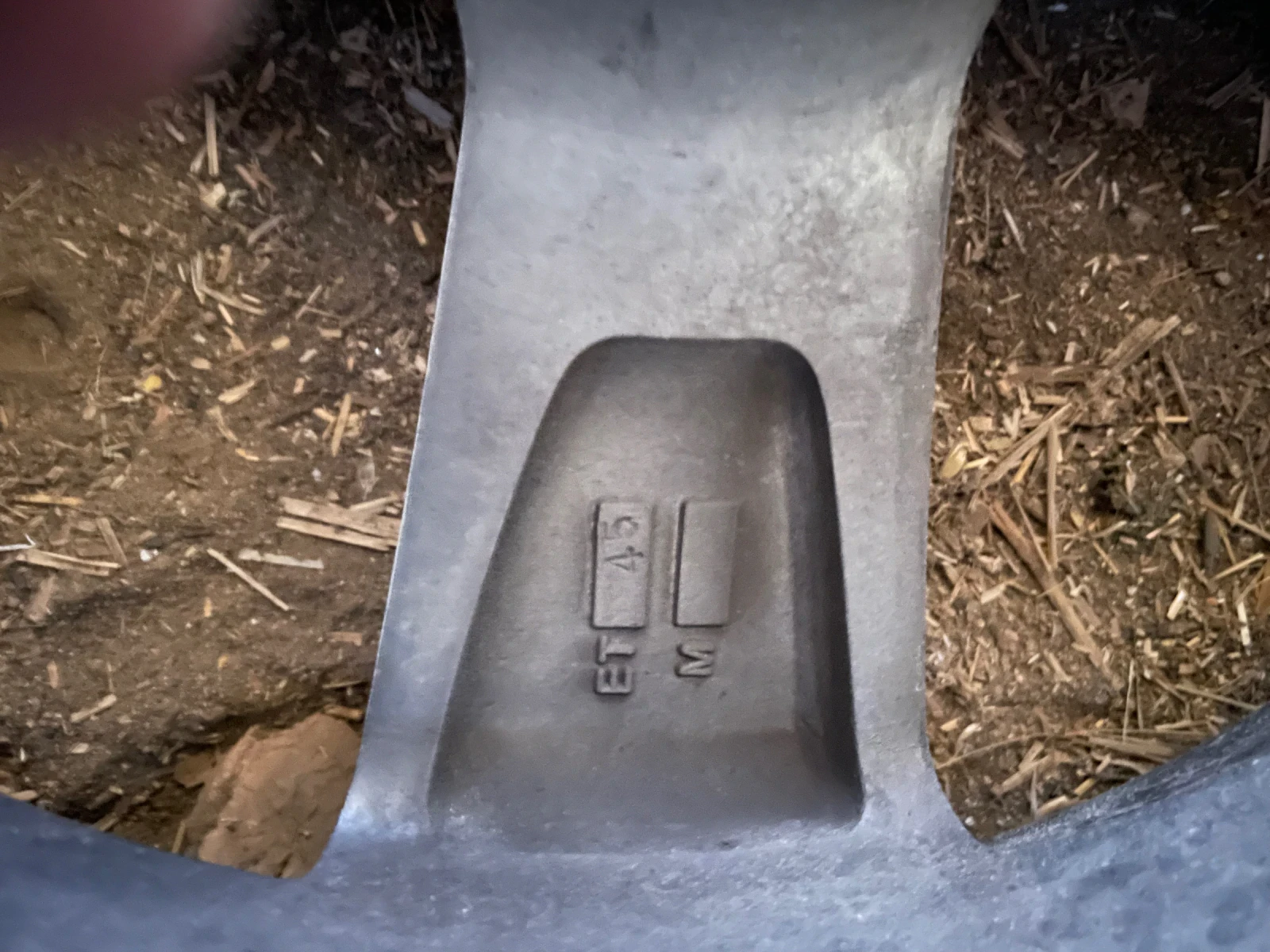 ���� � ������ 235/45R20 �� Audi | Mobile.bg � ����������� 5