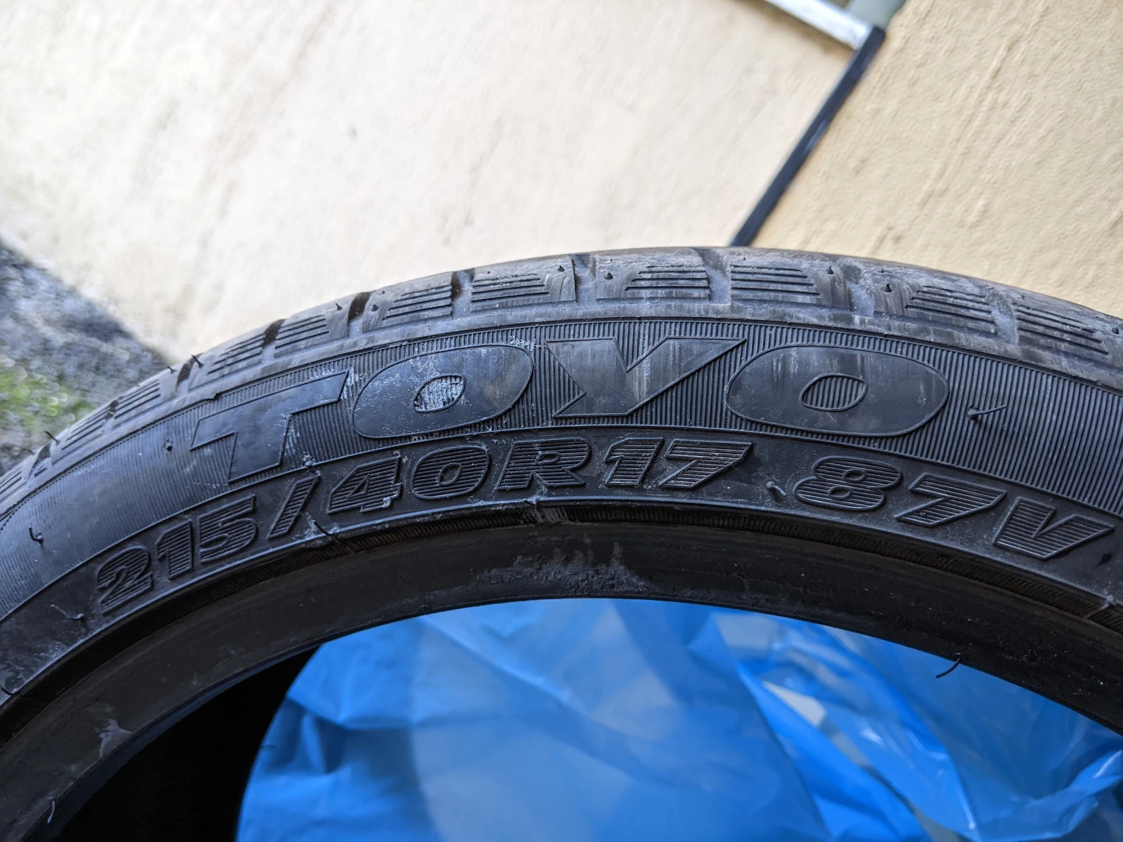 Гуми Летни 215/40R17, снимка 3 - Гуми и джанти - 53977629
