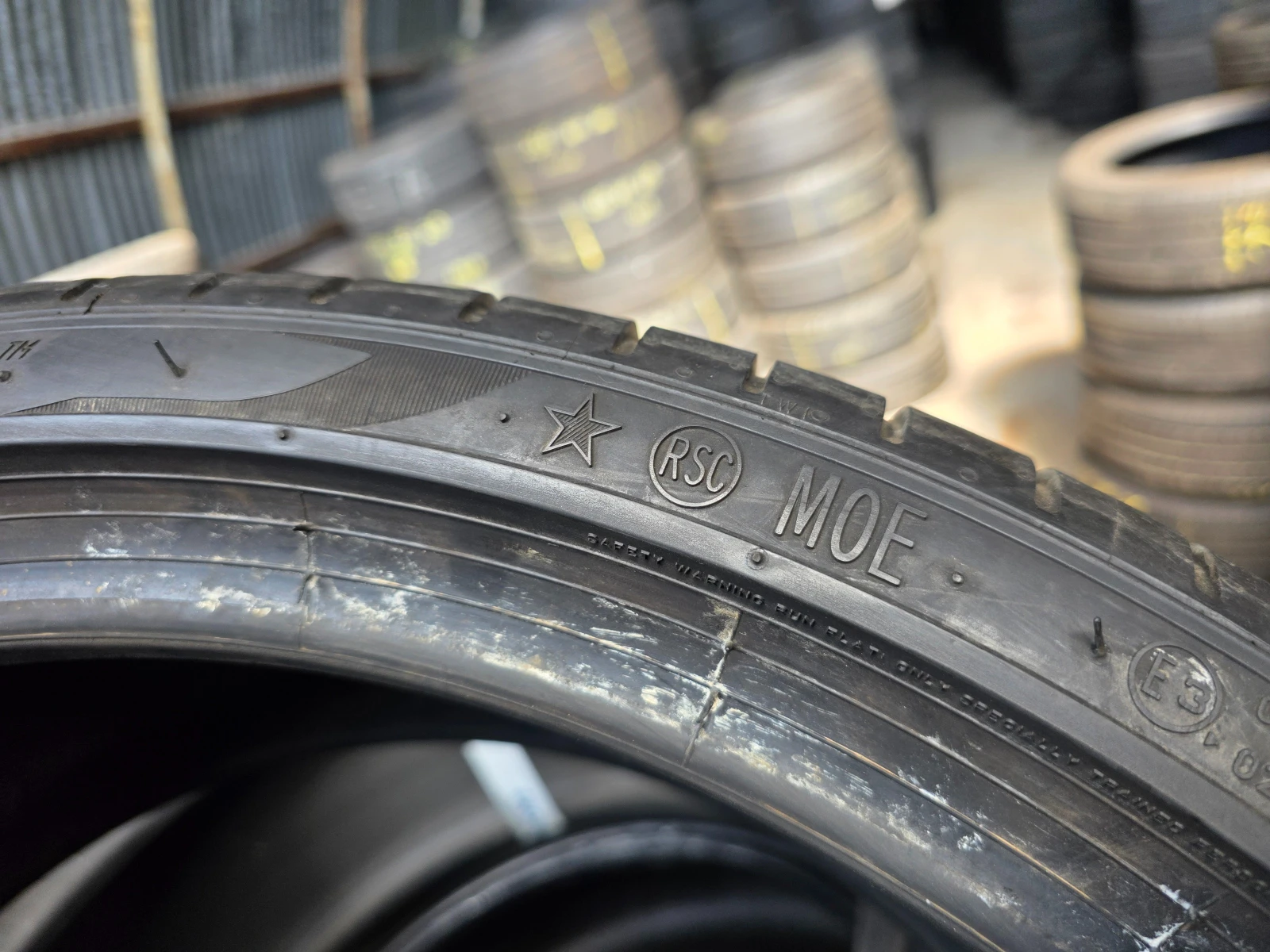 Гуми Летни 275/30R20, снимка 5 - Гуми и джанти - 54731208