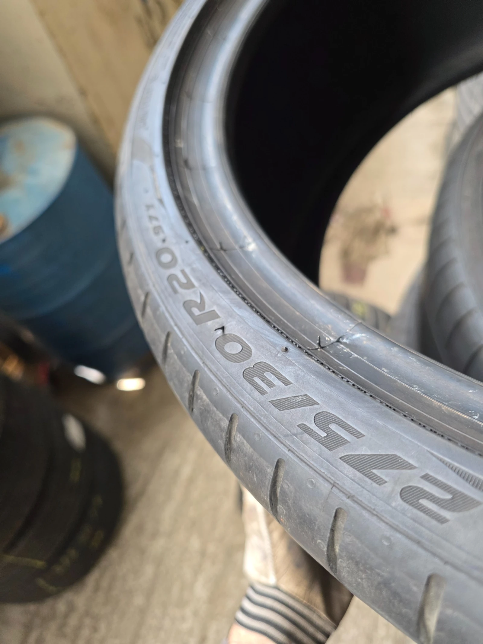 Гуми Летни 275/30R20, снимка 9 - Гуми и джанти - 54731208