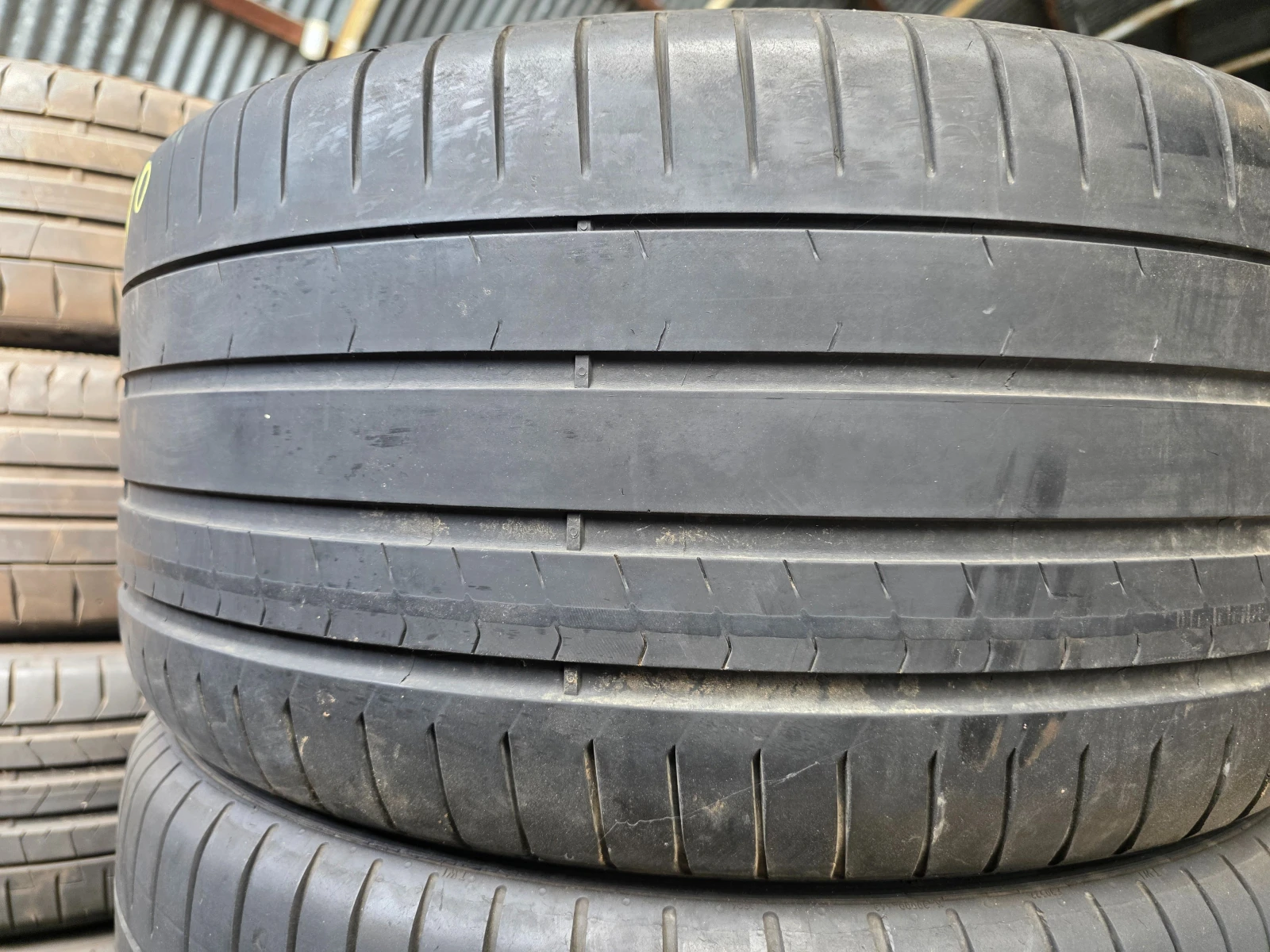 Гуми Летни 275/30R20, снимка 3 - Гуми и джанти - 54731208