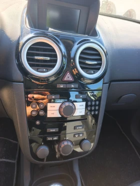 Opel Corsa 1.4i, снимка 9