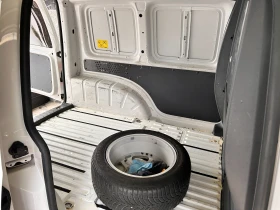 VW Caddy 1.6 TDI - 8000 € / 15646.64 лв. - 45990924 11