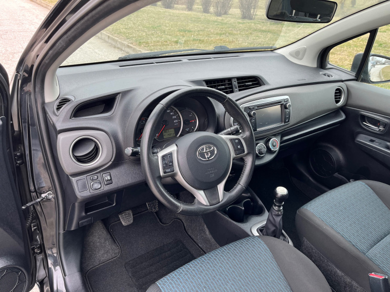 Toyota Yaris 1.4 D4D Navigation camera , снимка 15 - Автомобили и джипове - 44569220