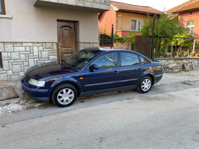 VW Passat 1.8T, снимка 2 - Автомобили и джипове - 47139500