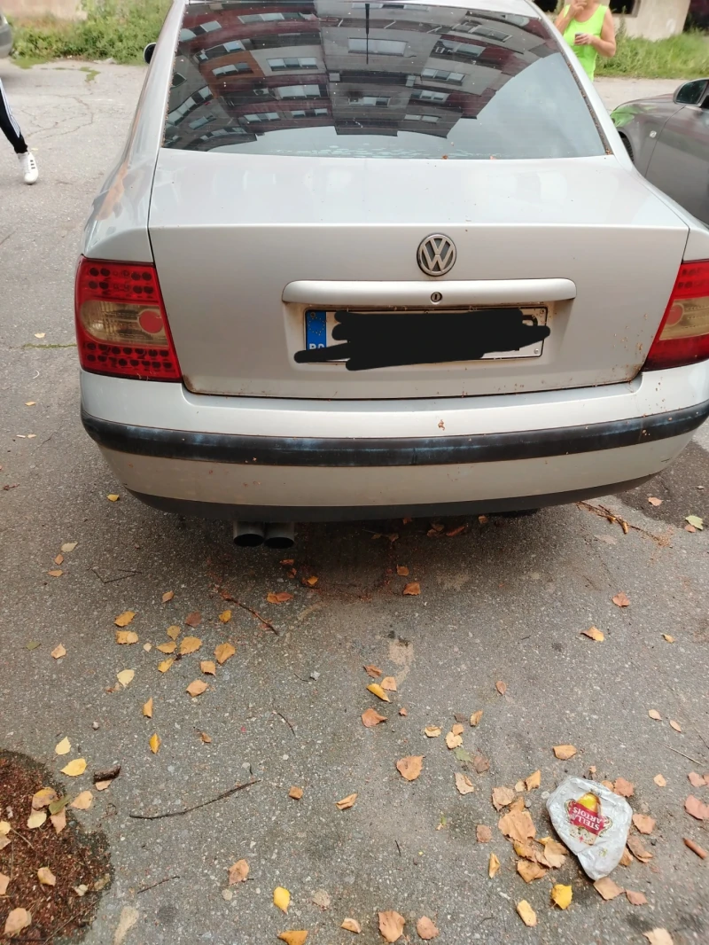 VW Passat 1.8Т На ЧАСТИ! , снимка 1 - Автомобили и джипове - 47308314