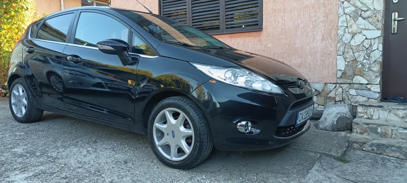 Ford Fiesta Титаниум , снимка 12 - Автомобили и джипове - 47382835