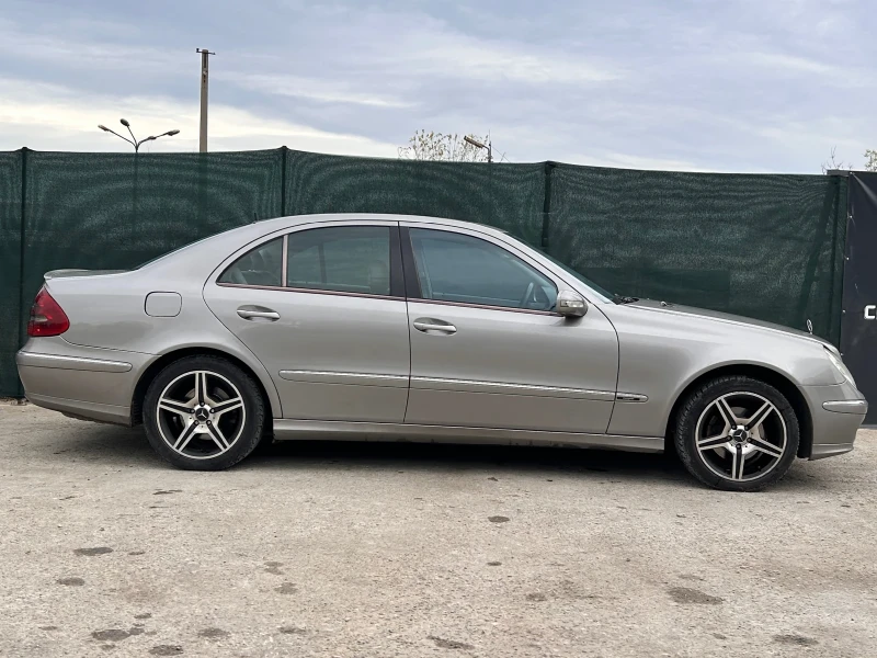 Mercedes-Benz E 270, снимка 7 - Автомобили и джипове - 48131718