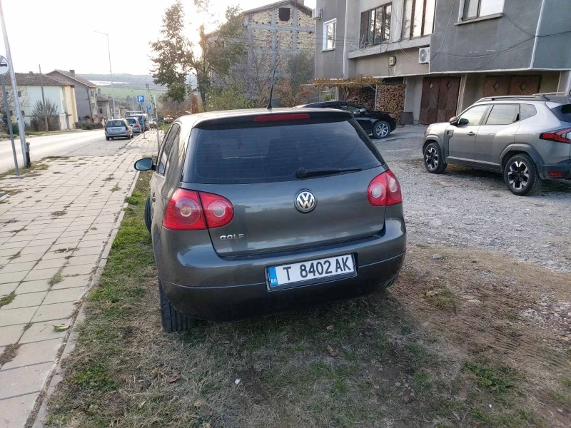 VW Golf 1.6, снимка 2 - Автомобили и джипове - 48376329