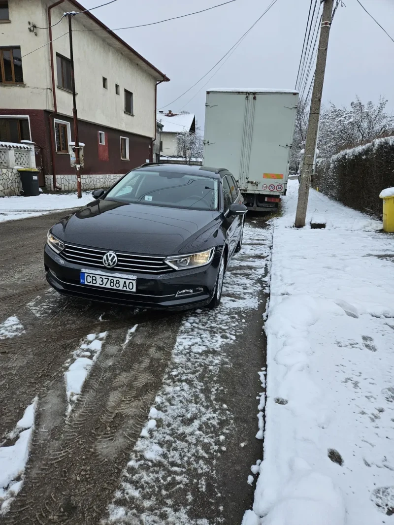 VW Passat 2.0 TDI Comfort Line, снимка 2 - Автомобили и джипове - 49488864