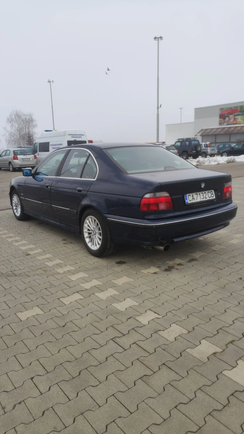 BMW 523 2.5, снимка 3 - Автомобили и джипове - 48741439