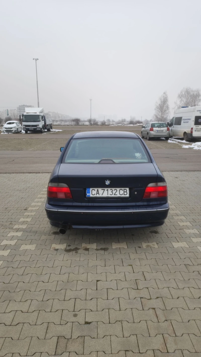 BMW 523 2.5, снимка 4 - Автомобили и джипове - 48741439