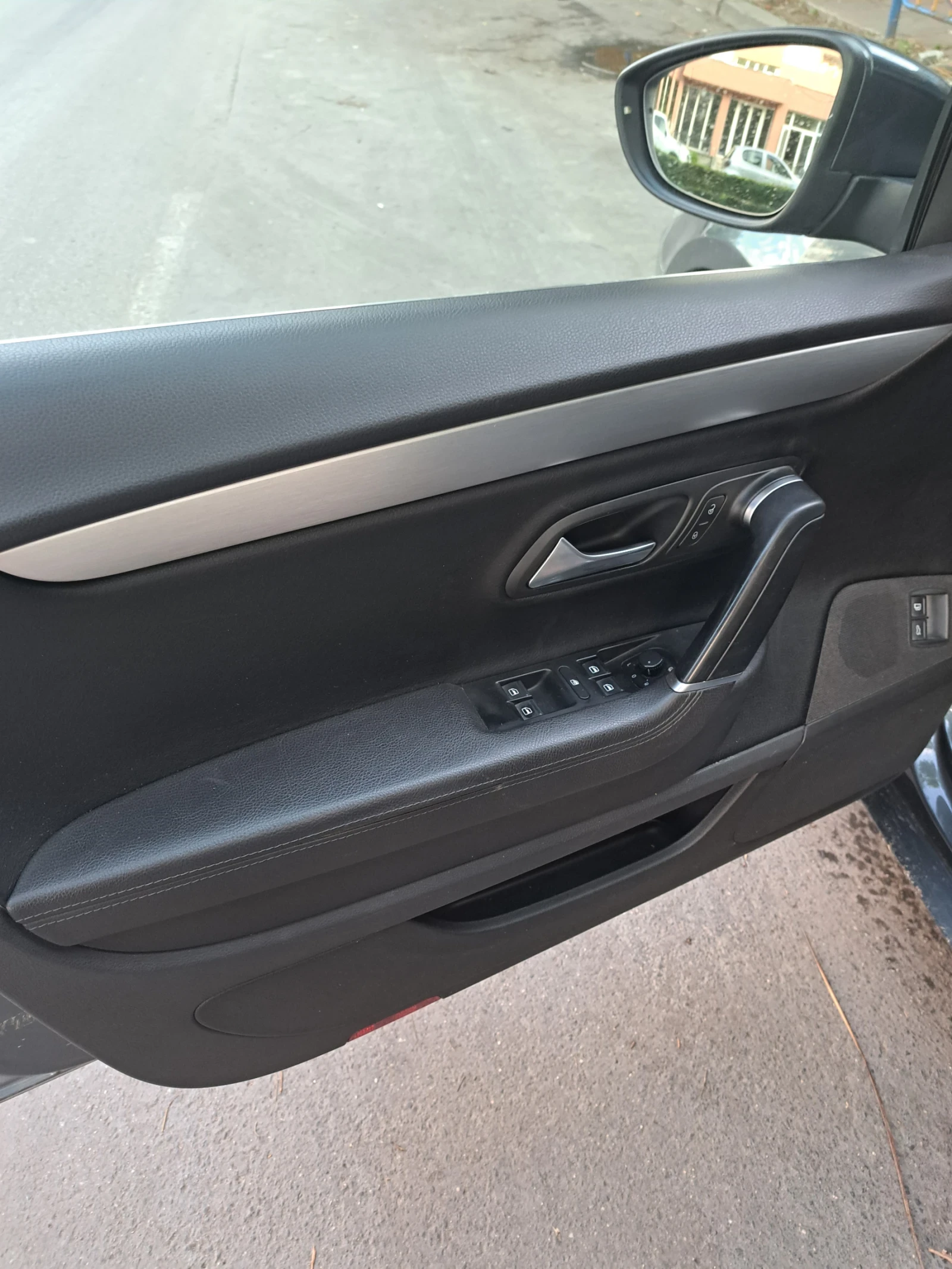 VW CC 2.0 TDI 140к.с  , снимка 13 - Автомобили и джипове - 53640046