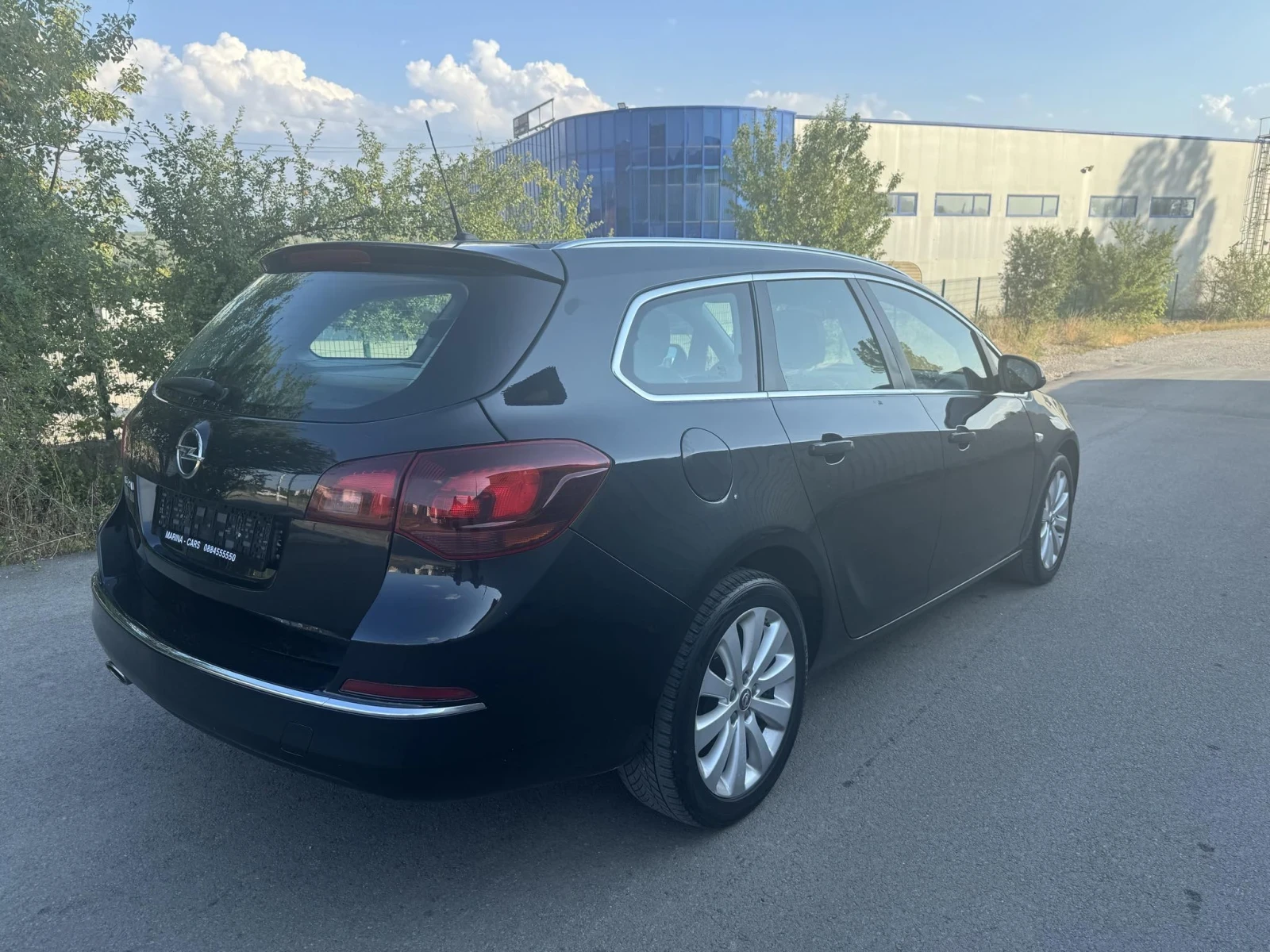 Opel Astra 1.4T LPG  - изображение 3