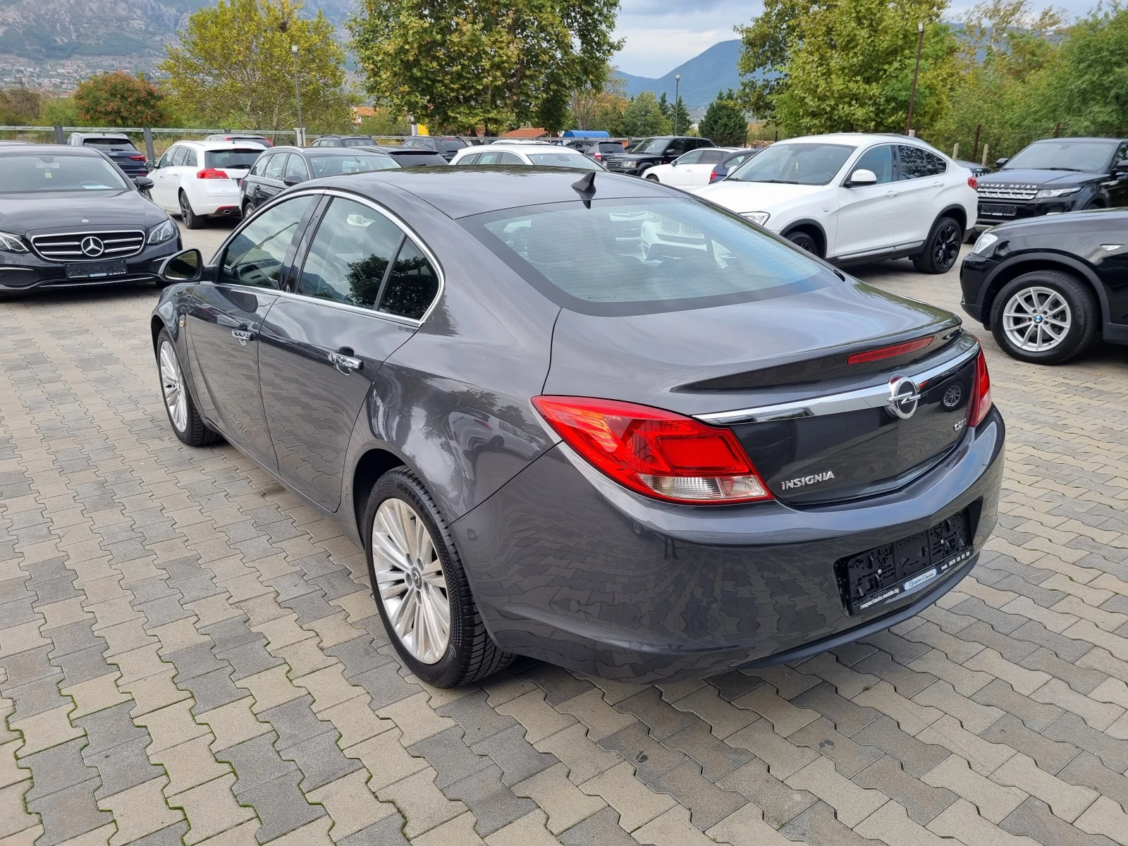 Opel Insignia 2.0CDTi-160hp АВТОМАТИК* СЕДАН - изображение 4