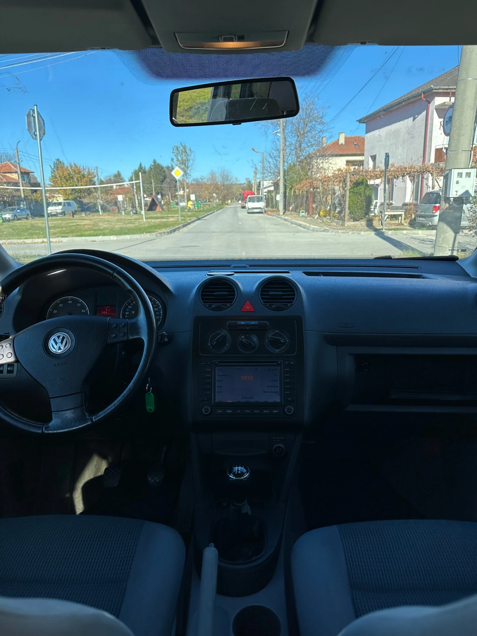 VW Caddy 1.6 - изображение 7