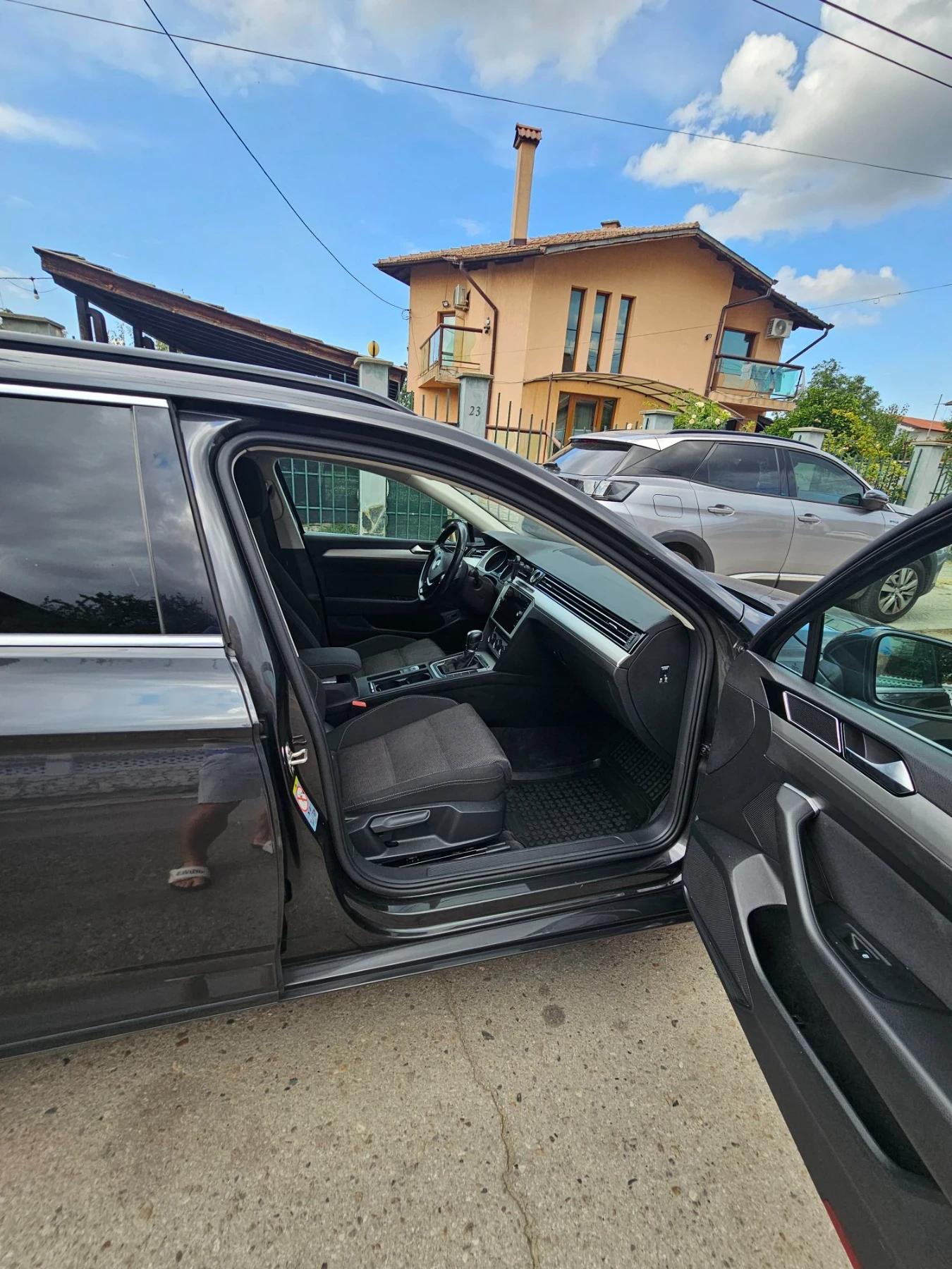 VW Passat 2.0 TDI Comfort Line, снимка 9 - Автомобили и джипове - 50944585