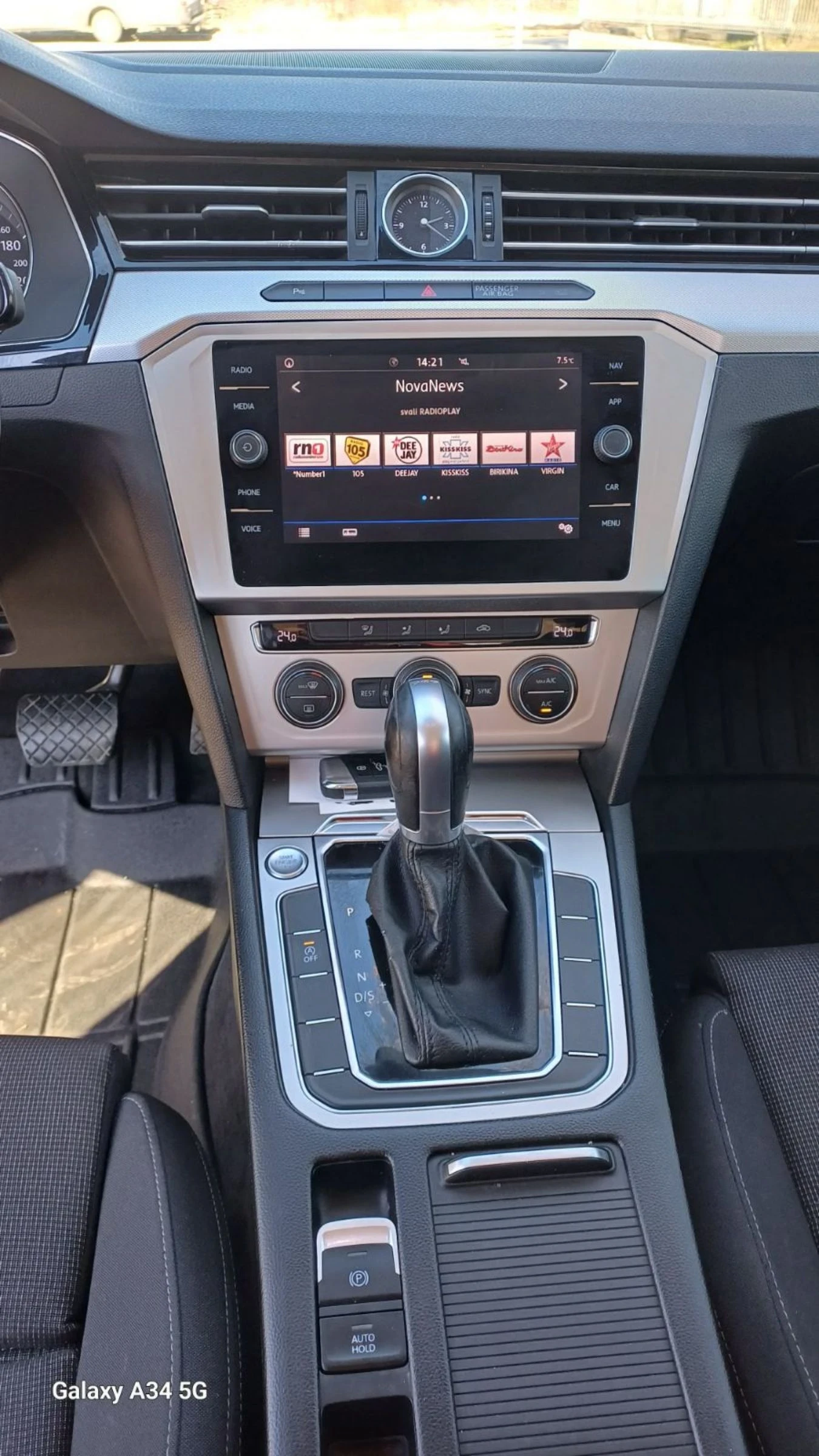 VW Passat 2.0 TDI Comfort Line | Mobile.bg   12