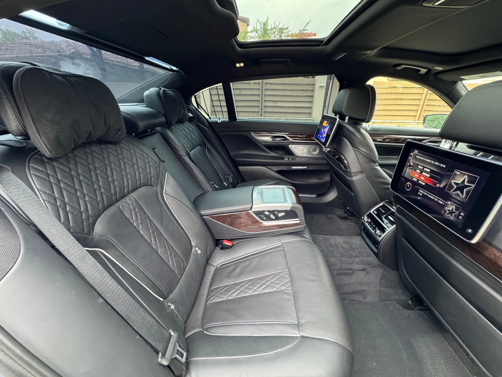 BMW 750 IL xDrive - изображение 9