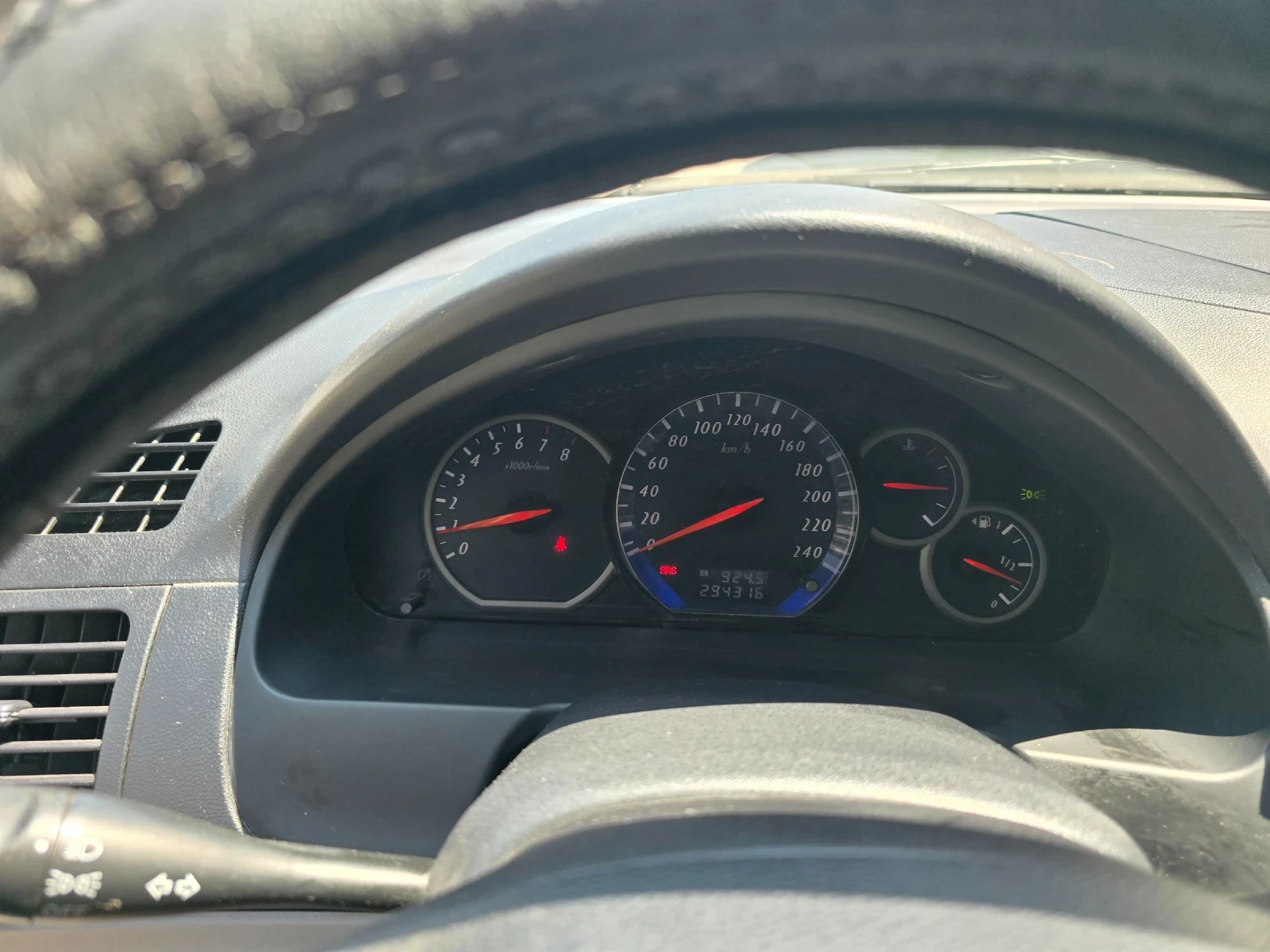 Mitsubishi Grandis  - изображение 7