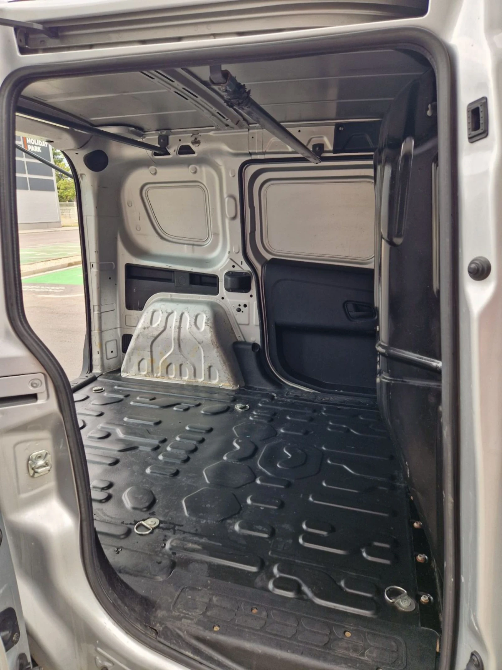 Opel Combo 1.3 - изображение 8