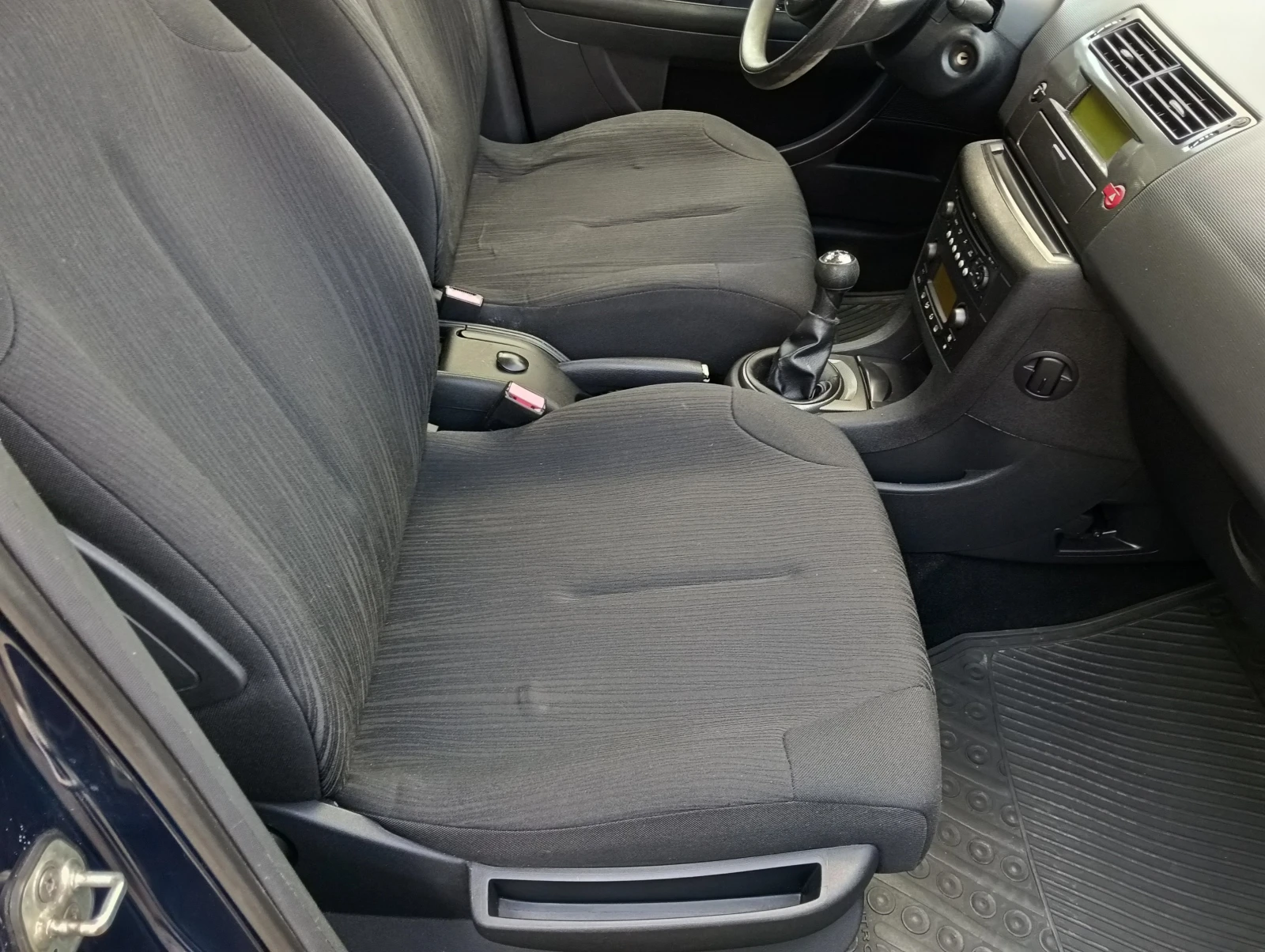 Citroen C4 1.6 HDI - изображение 9