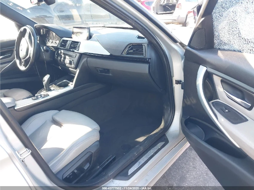 BMW 335 M-PACK / HEADUP / RECARO / M.ТОЧКА                 - изображение 7