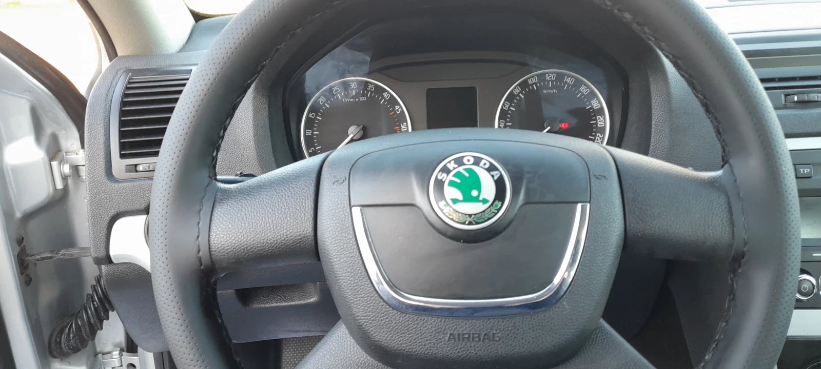 Skoda Octavia Комби - изображение 7