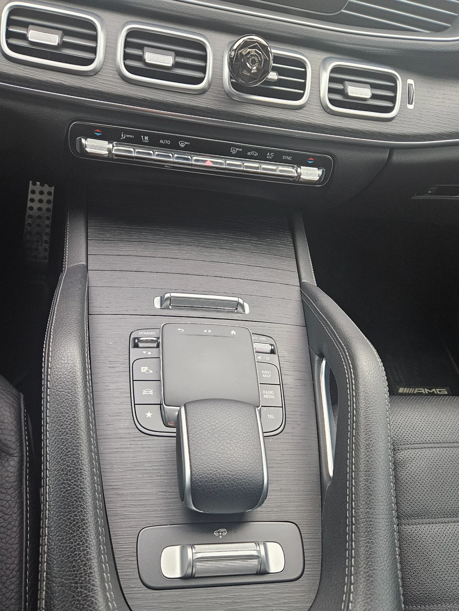 Mercedes-Benz GLS 450, снимка 11 - Автомобили и джипове - 53819261