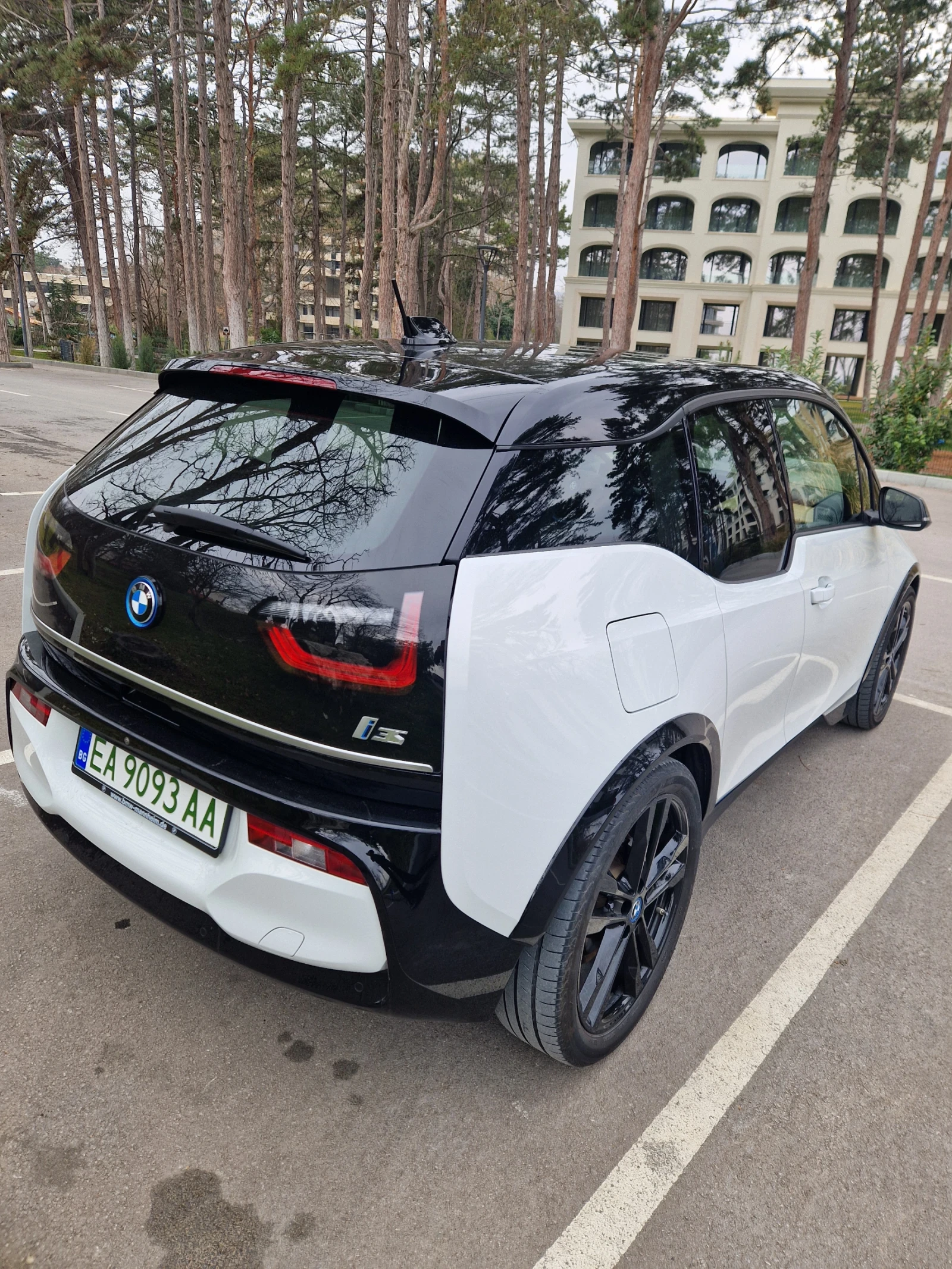 BMW i3, снимка 7 - Автомобили и джипове - 53714340