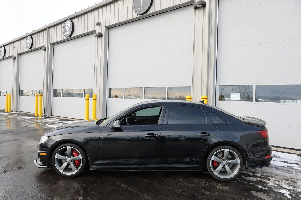 Audi S4 * KEYLESS* ШИБИДАХ* 360КАМЕРА* МЪРТВА* ТОЧКА* , снимка 3 - Автомобили и джипове - 53828657