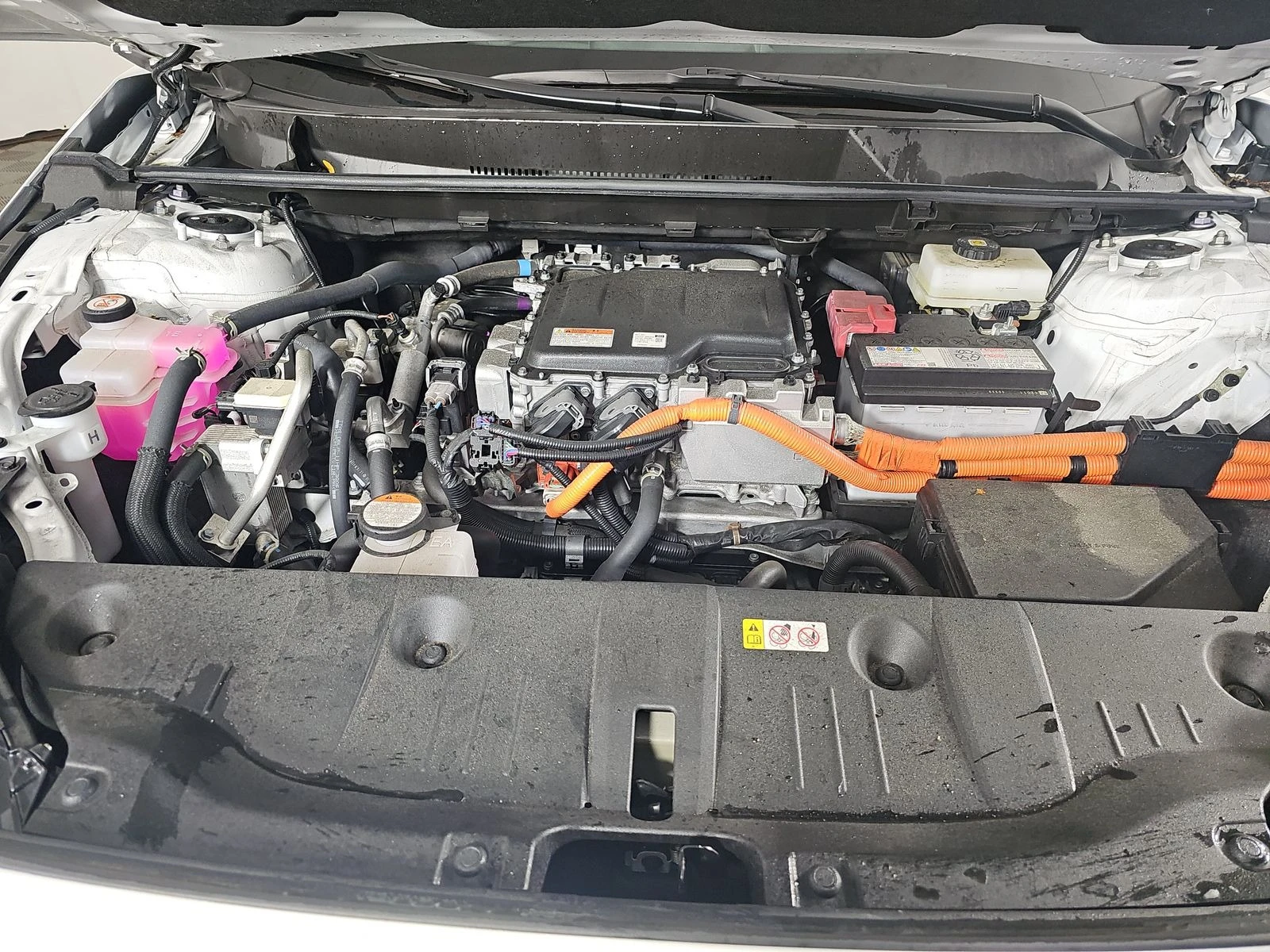 Toyota bZ4X XLE AWD | Mobile.bg � ����������� 15