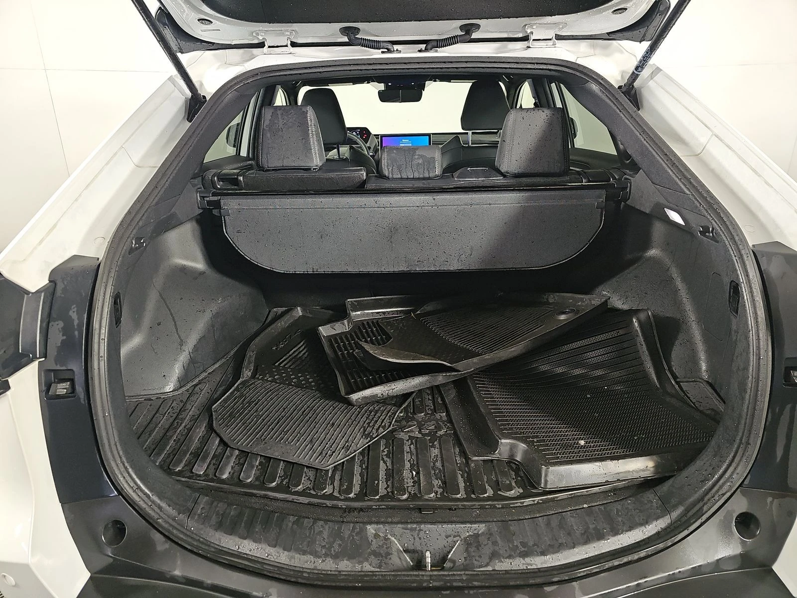 Toyota bZ4X XLE AWD | Mobile.bg � ����������� 16