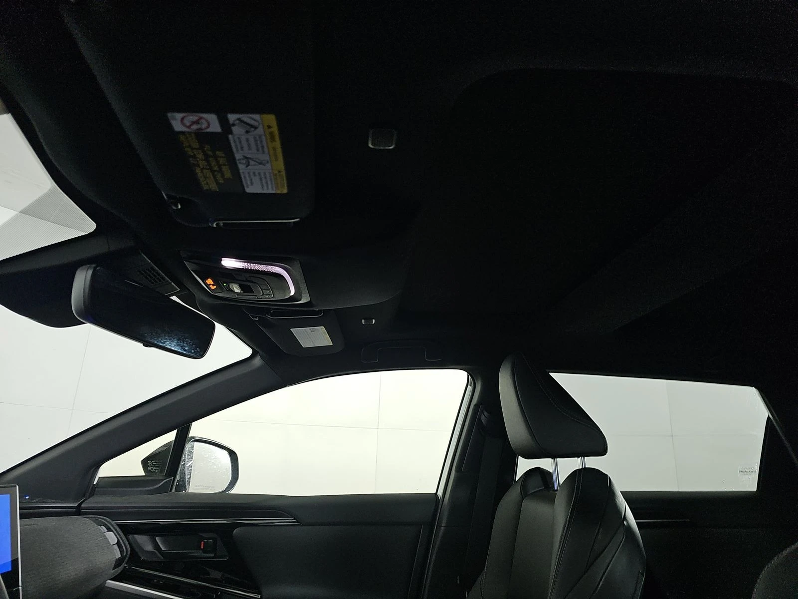 Toyota bZ4X XLE AWD | Mobile.bg � ����������� 14
