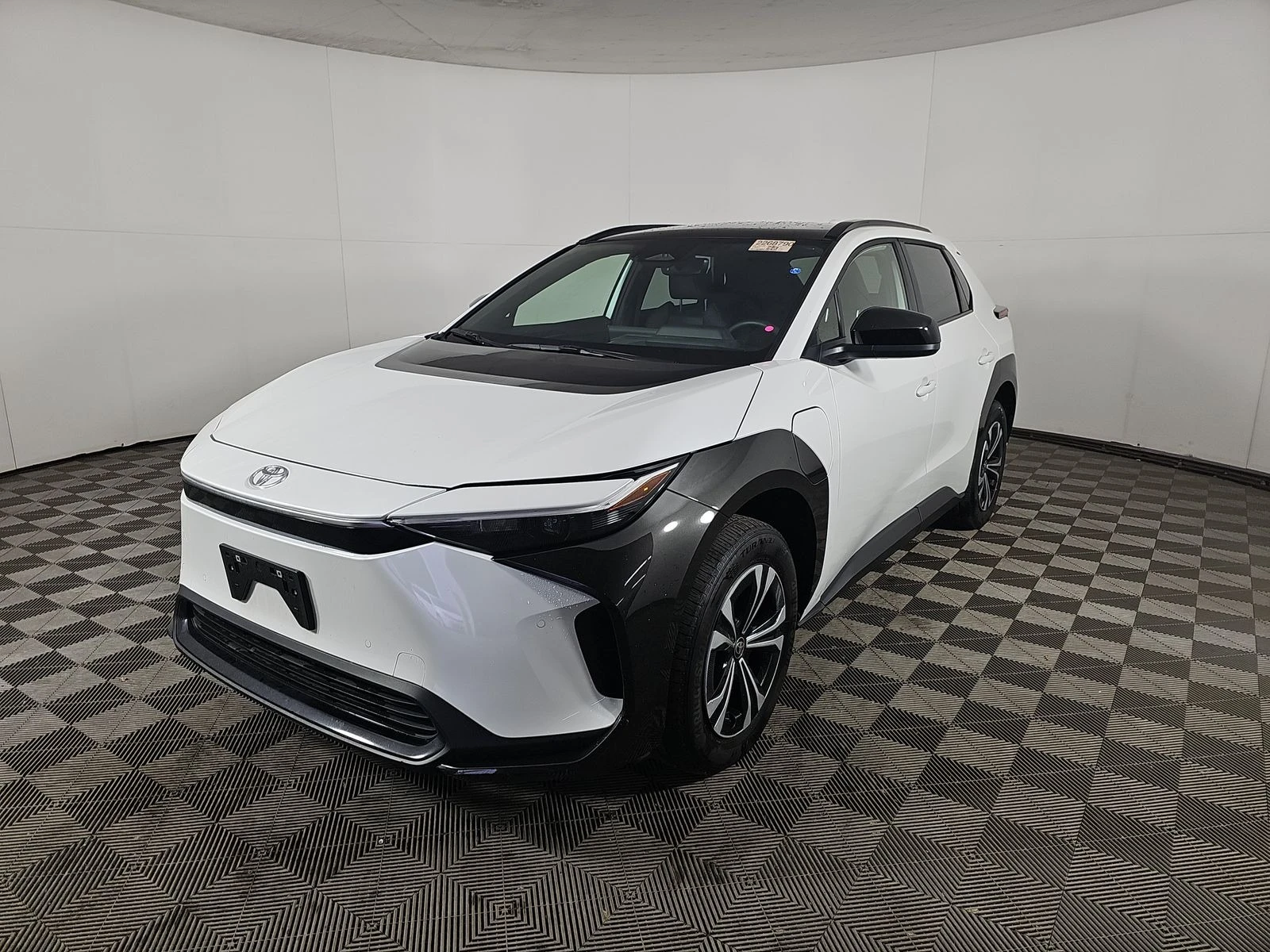 Toyota bZ4X XLE AWD | Mobile.bg � ����������� 1