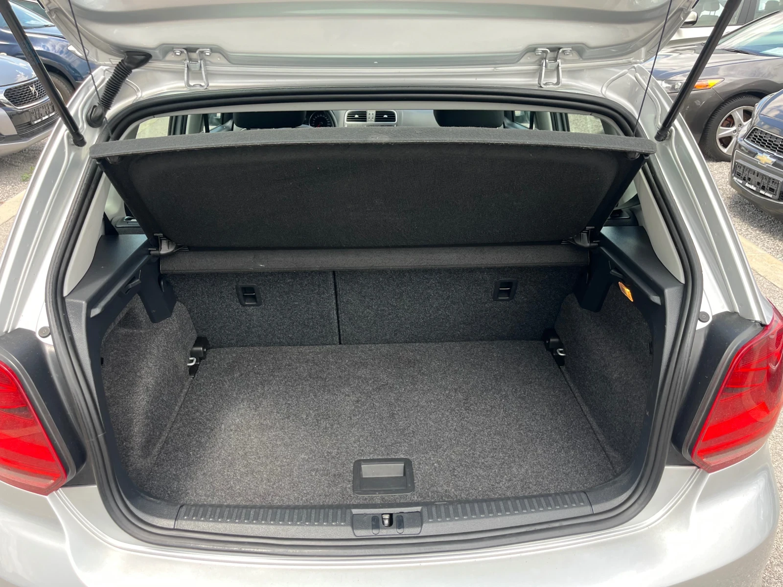 VW Polo, снимка 7 - Автомобили и джипове - 55030700