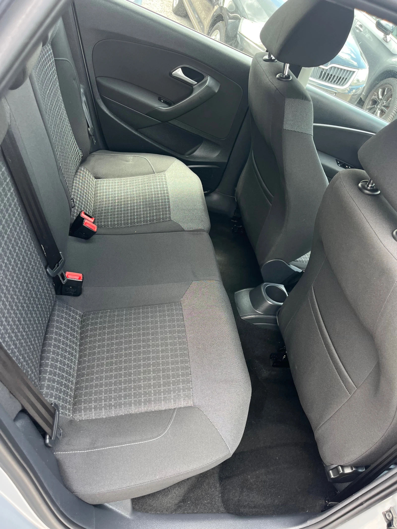 VW Polo, снимка 10 - Автомобили и джипове - 55030700