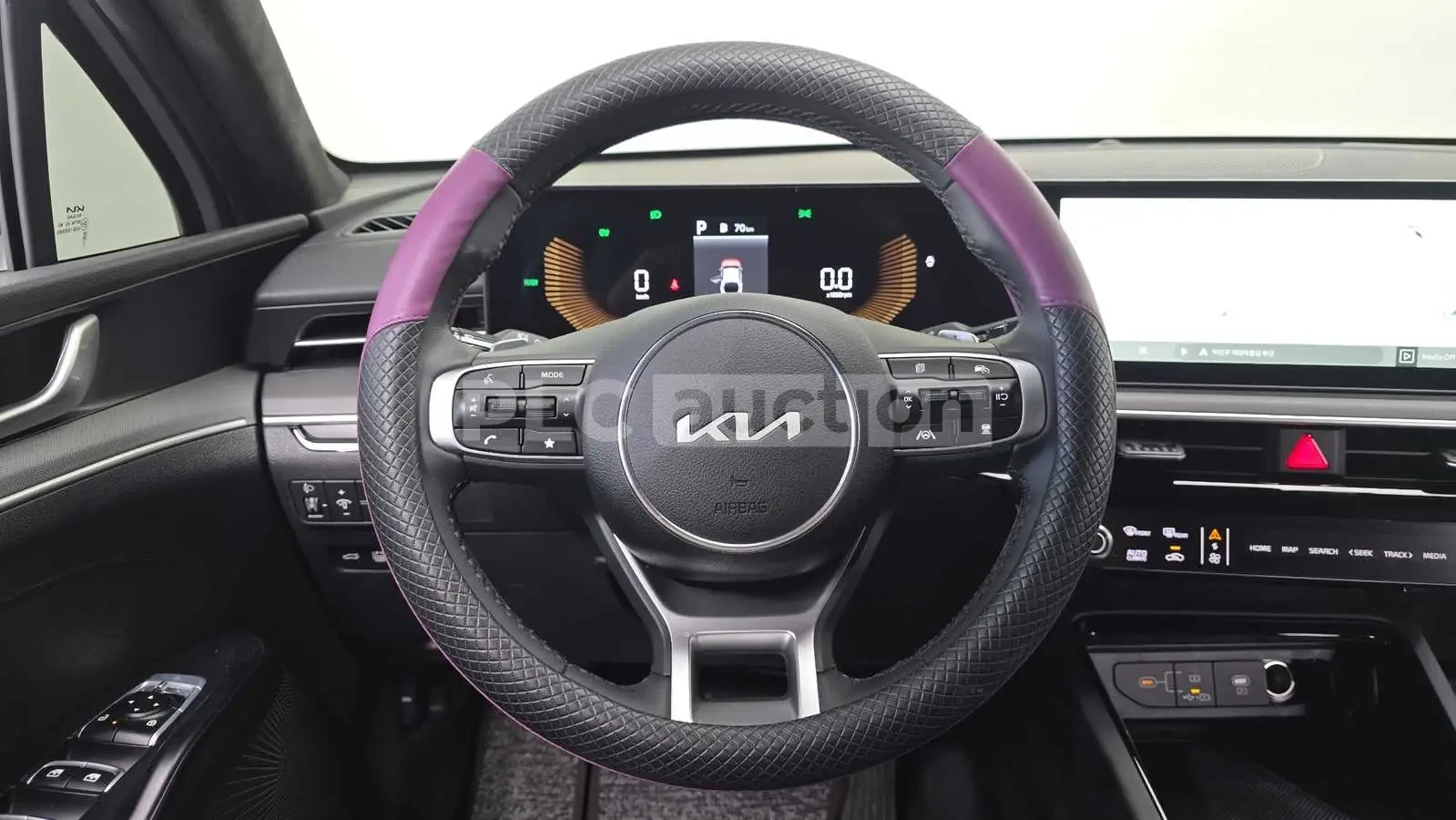 Kia K5 Hybrid| КАМЕРА| DIST| ОБДУХВАНЕ| ВКЛ.ТЕХНОТЕСТ, снимка 6 - Автомобили и джипове - 55087054
