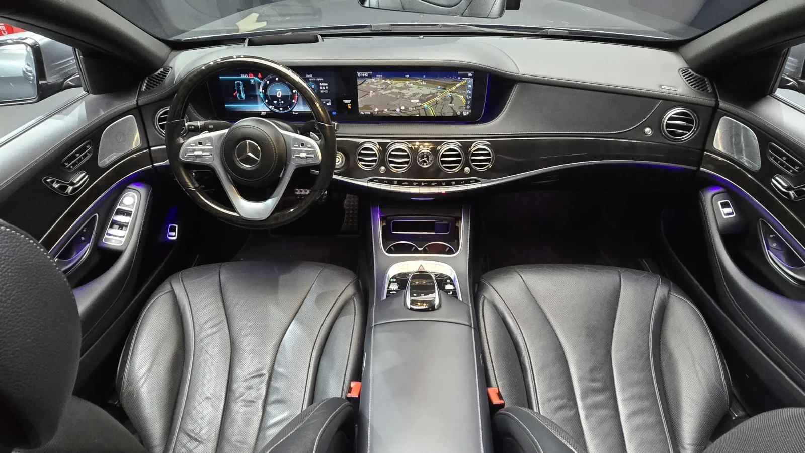 Mercedes-Benz S 350 4MATIC AMG PKG| BURMESTER| ПАНО| DISTRONIC| LANE A, снимка 6 - Автомобили и джипове - 55204317
