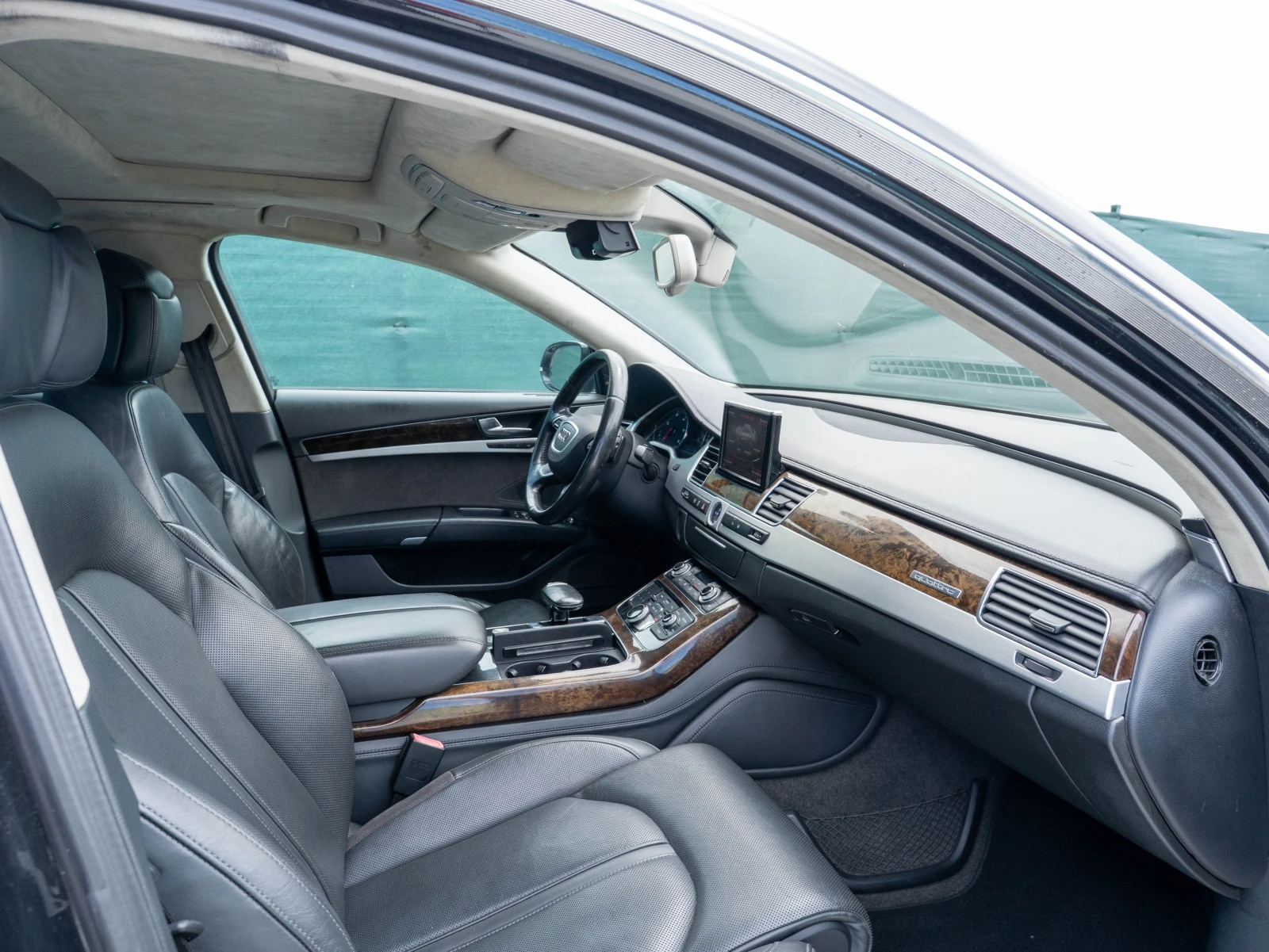 Audi A8 4.2 TDI 351к.с. Long Всички Екстри, снимка 11 - Автомобили и джипове - 55213173