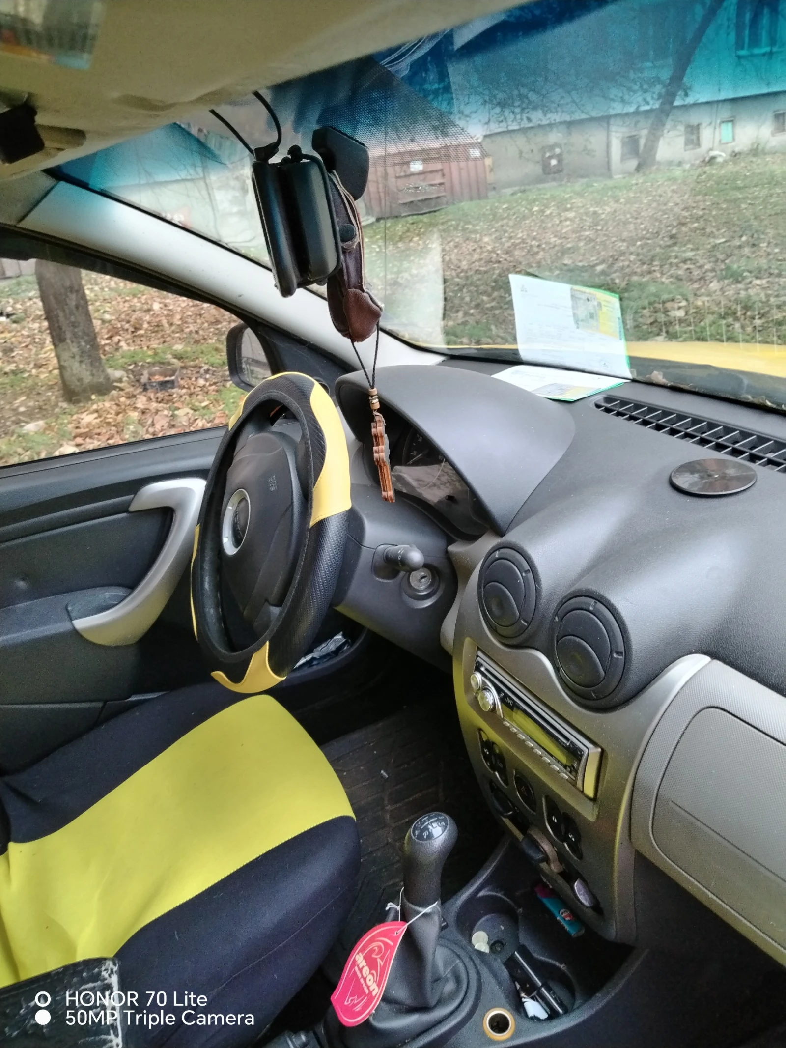 Dacia Sandero, снимка 7 - Автомобили и джипове - 55385733